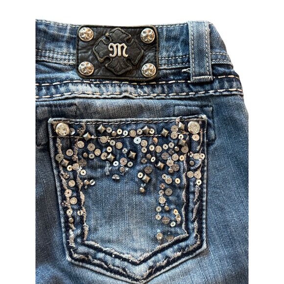 Miss Me Womens Capri Jeans Size 27 Medium Wash With Embellished Pockets - Picture 8 of 8